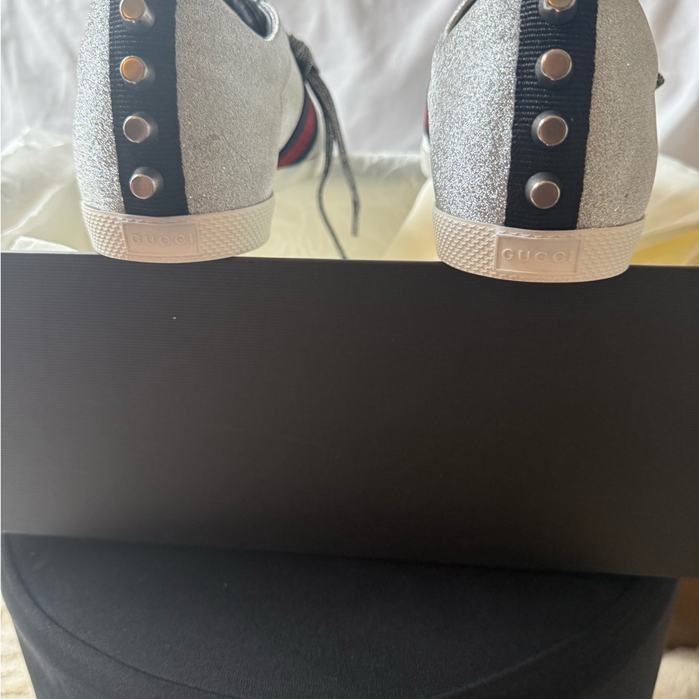 Gucci Men's Silver Sneakers - Picture 3 of 4